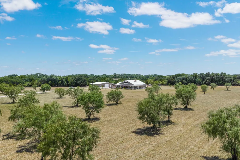 6108 Highway 1689 Sidney, TX 76474