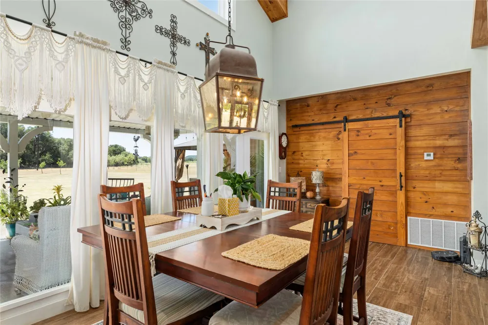 6108 Highway 1689 Sidney, TX 76474