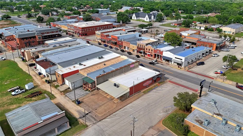201 Clay Street Nocona, TX 76255