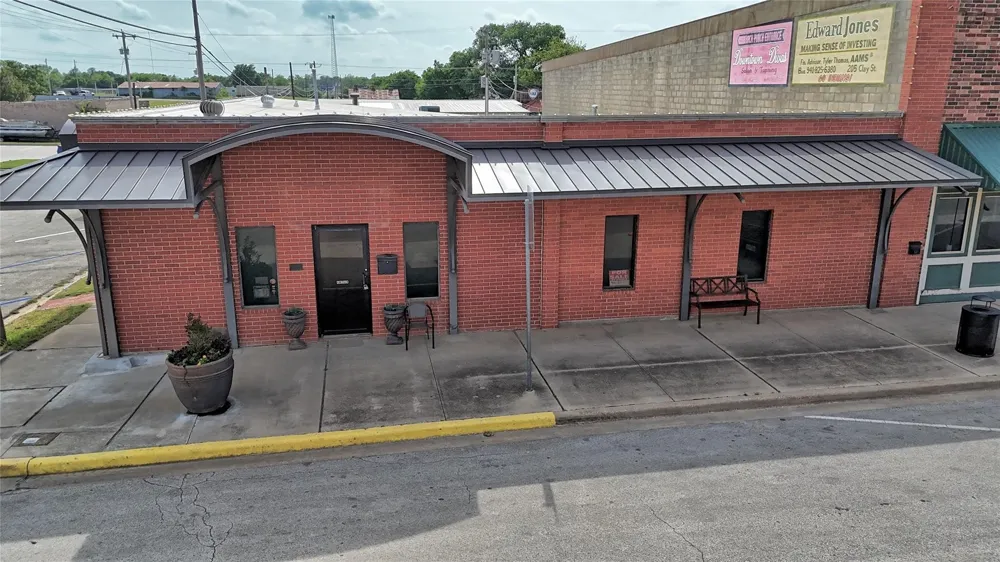 201 Clay Street Nocona, TX 76255