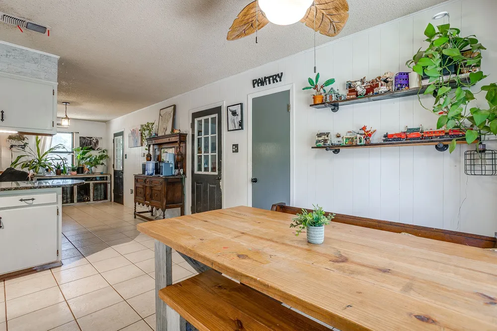 1377 E Gibtown Road Poolville, TX 76487