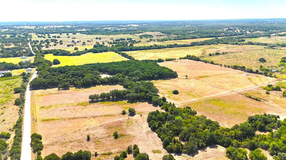 1377 E Gibtown Road Poolville, TX 76487