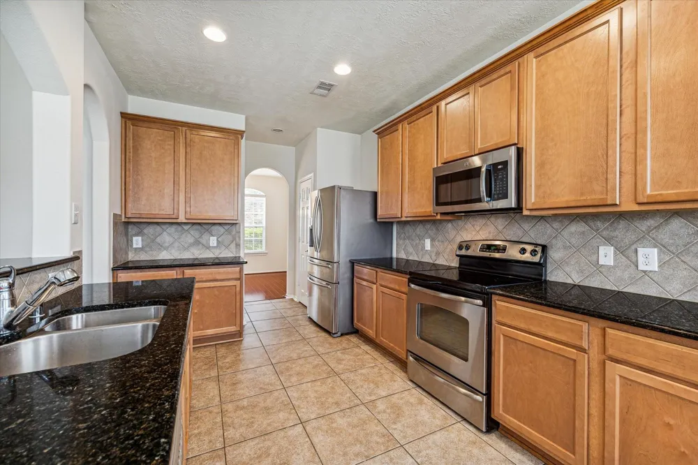 31 Quillwood Place Magnolia, TX 77354
