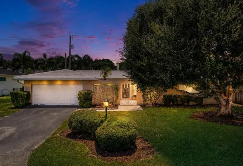2610 NE 40TH COURT