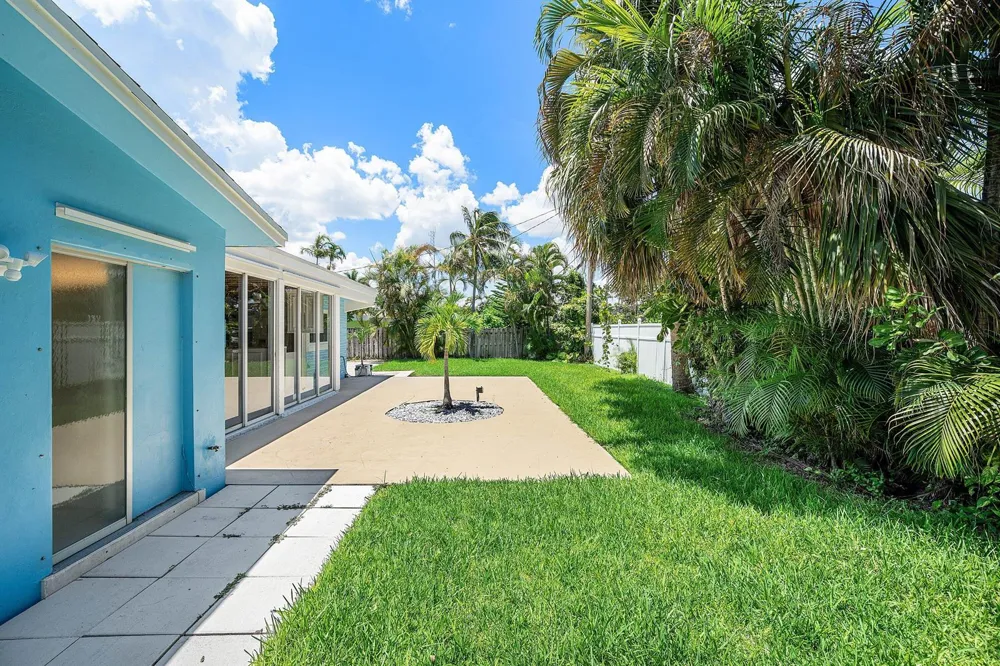333 NE 24TH STREET Boca Raton, FL 33431