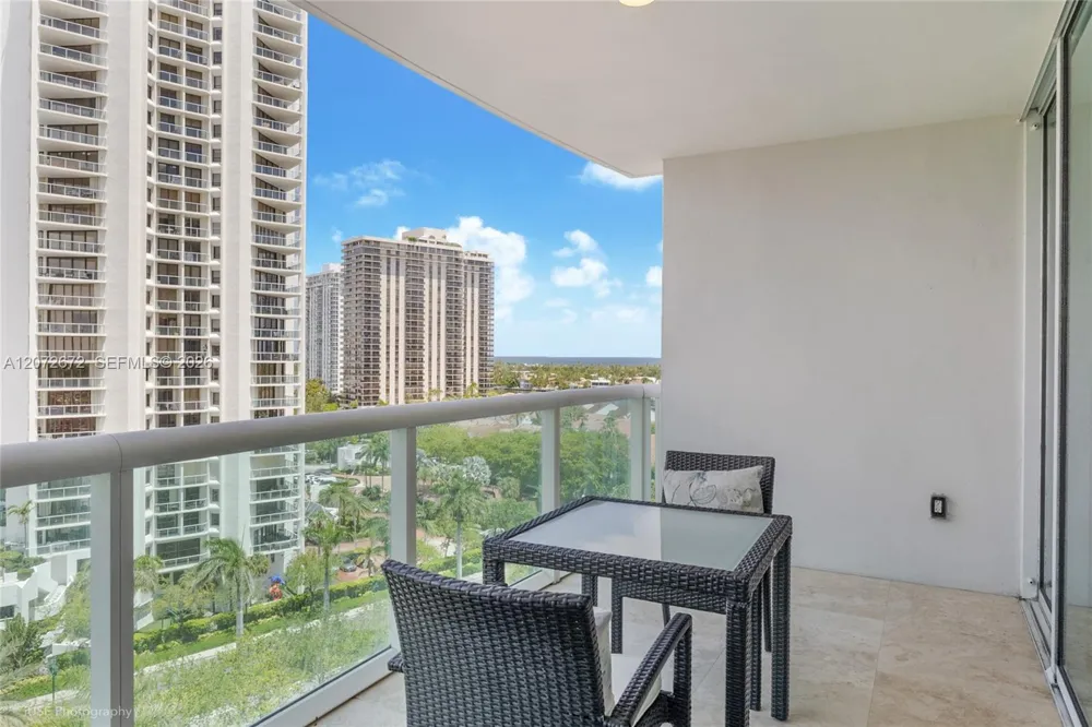 19400 Turnberry Way #922 Aventura, FL 33180