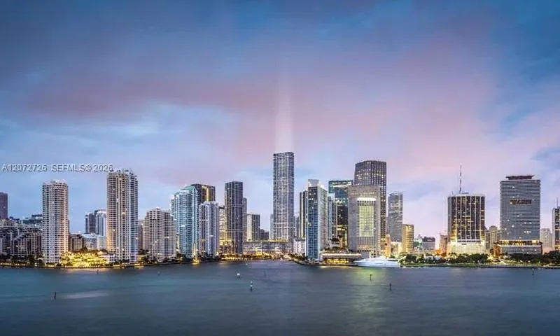 50 W Biscayne Blvd #3907 Miami, FL 33132