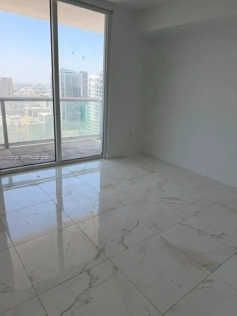 50 W Biscayne Blvd #3907 Miami, FL 33132