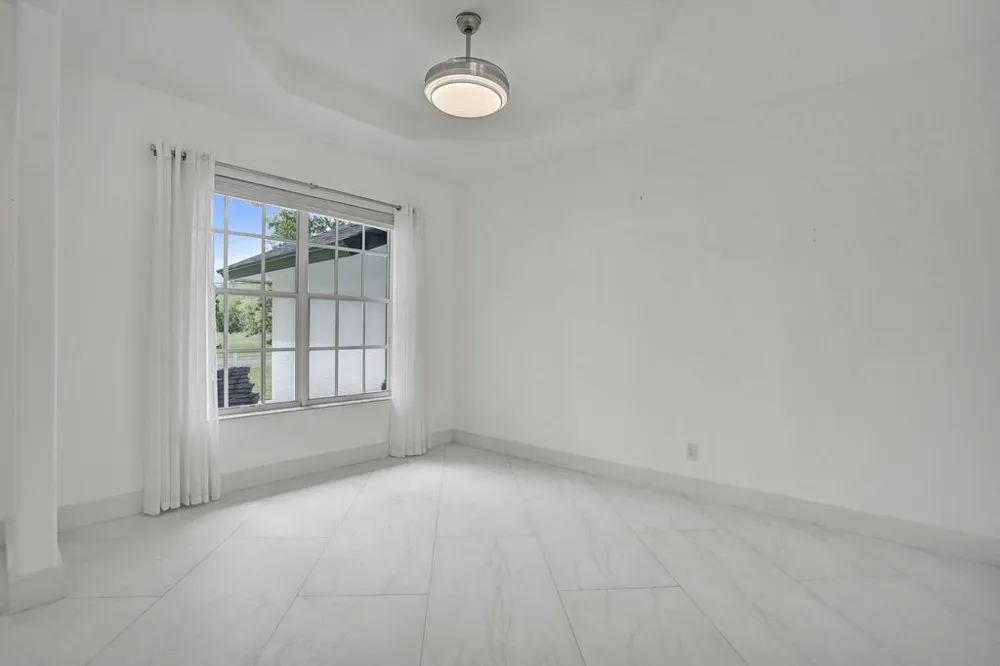 16137 E Aintree Drive Loxahatchee, FL 33470