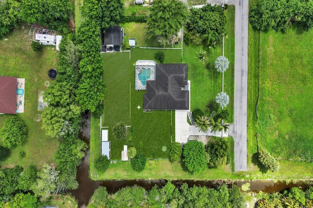 16137 E Aintree Drive Loxahatchee, FL 33470