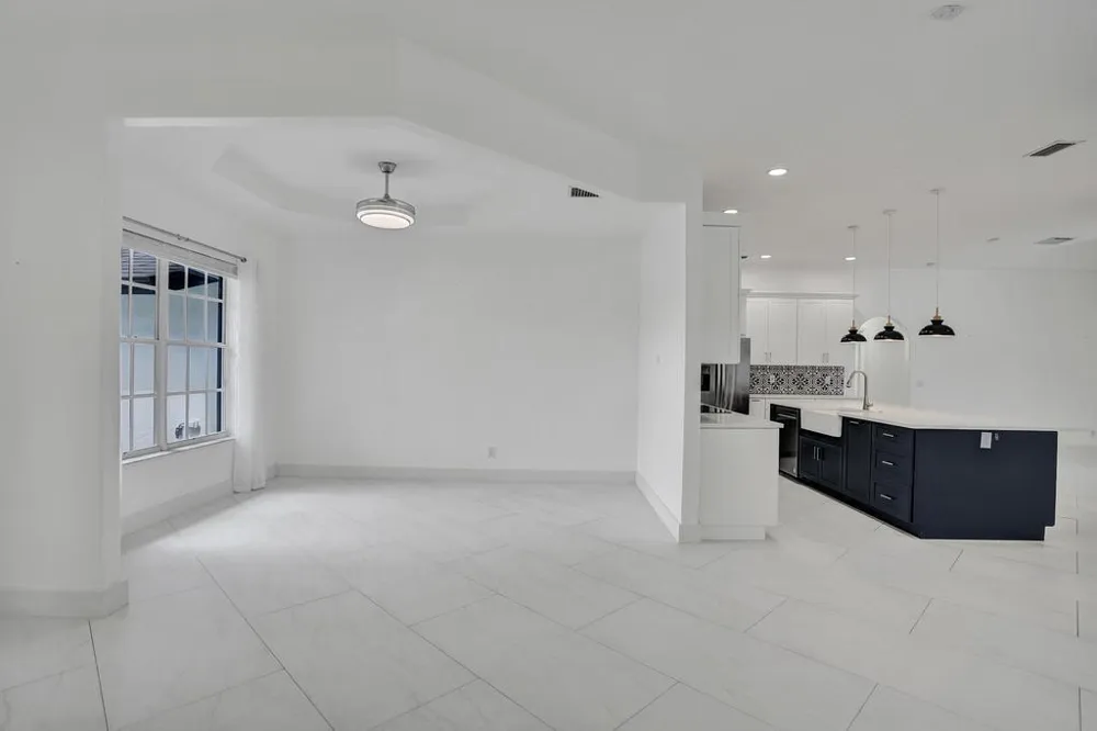 16137 E Aintree Drive Loxahatchee, FL 33470