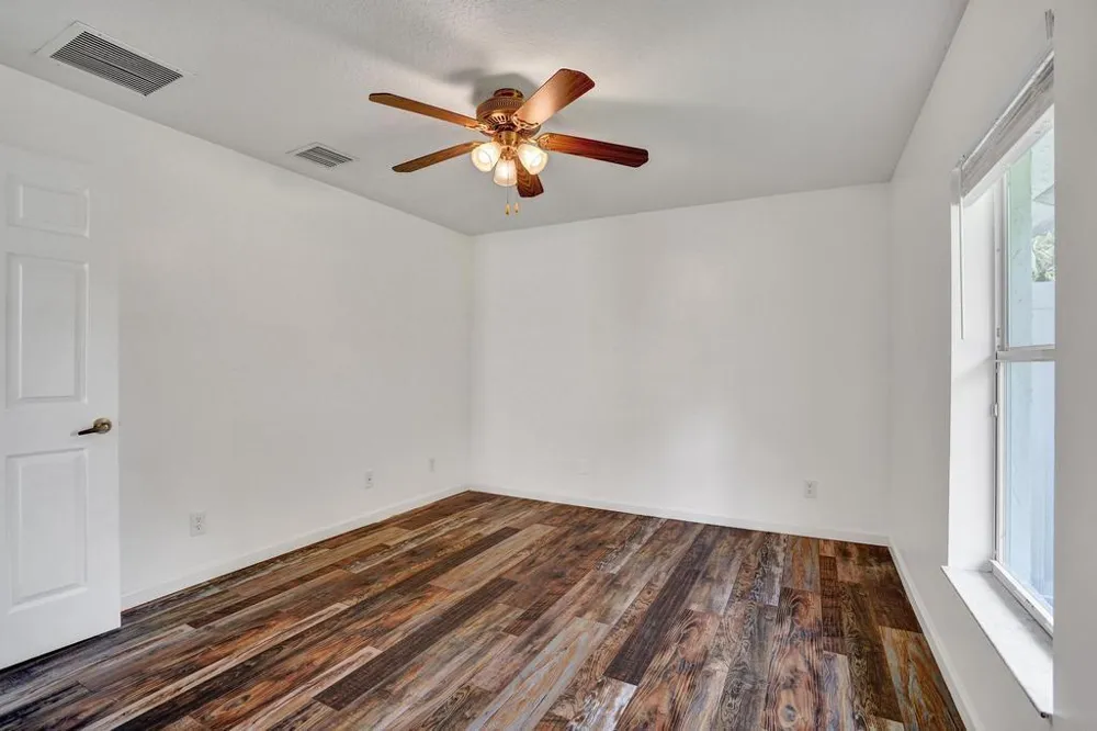 16137 E Aintree Drive Loxahatchee, FL 33470