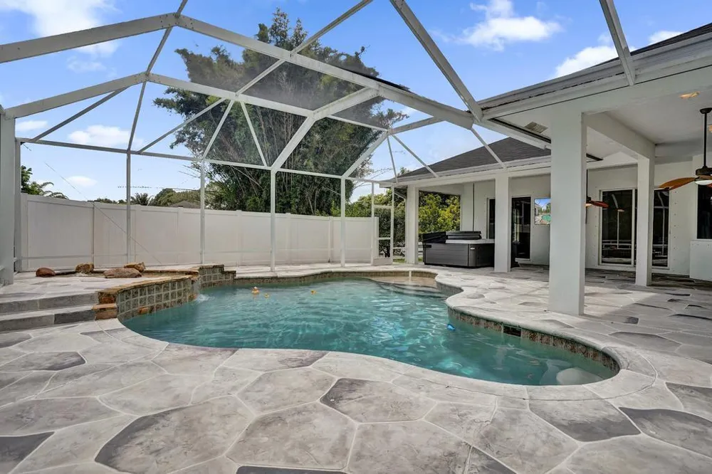 16137 E Aintree Drive Loxahatchee, FL 33470