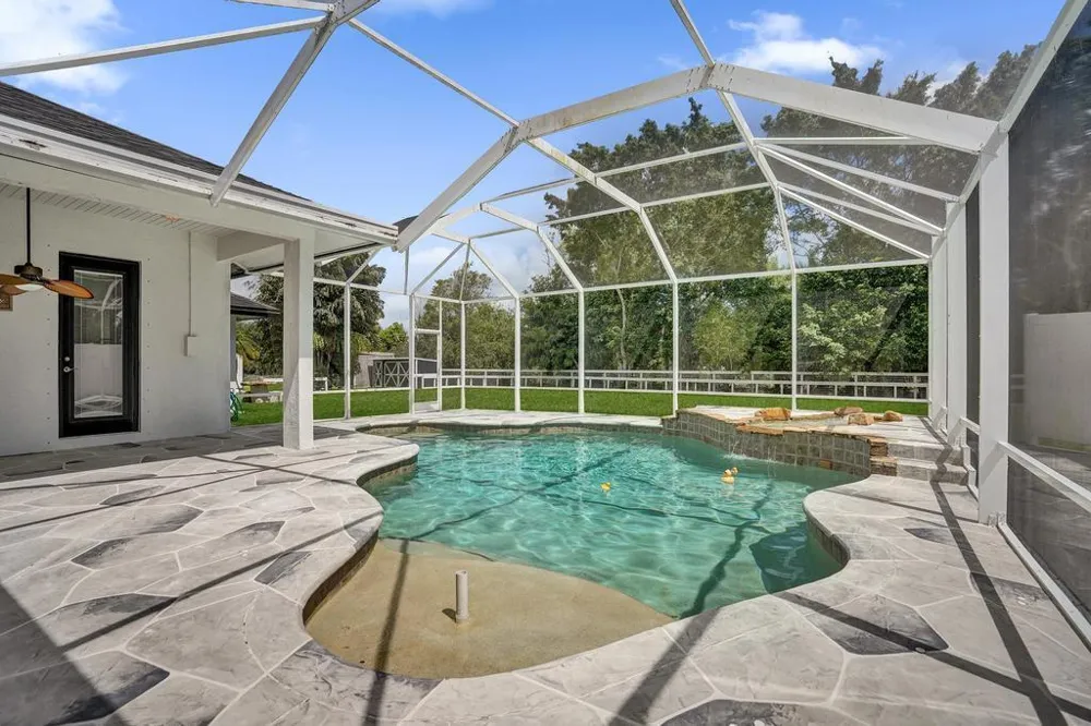 16137 E Aintree Drive Loxahatchee, FL 33470