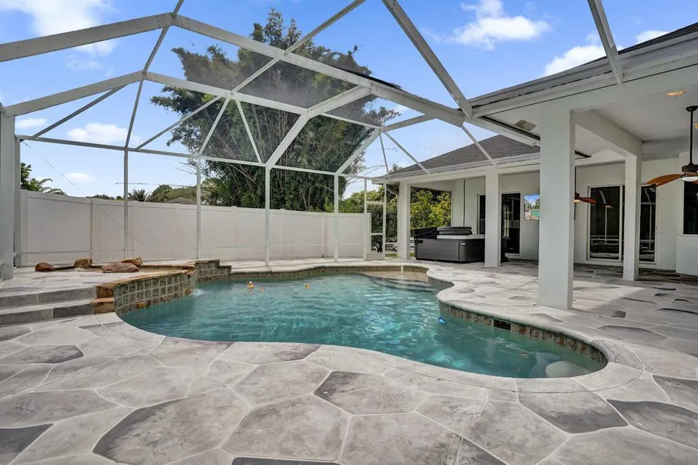16137 E Aintree Drive Loxahatchee, FL 33470