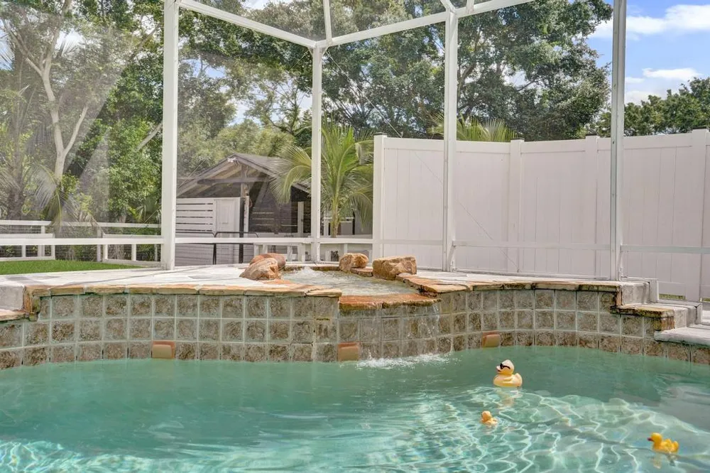 16137 E Aintree Drive Loxahatchee, FL 33470