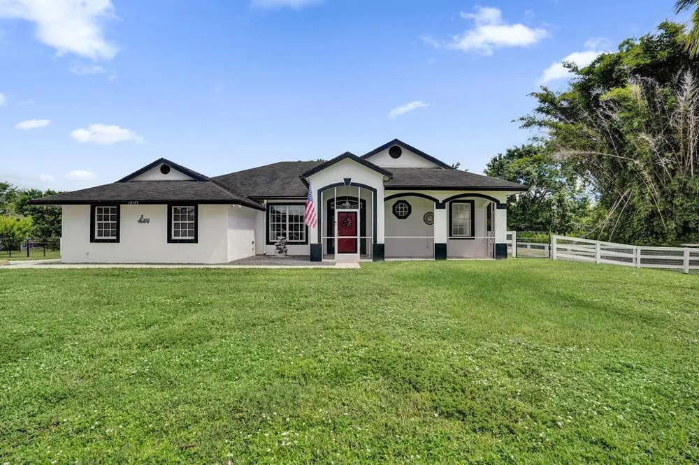 16137 E Aintree Drive Loxahatchee, FL 33470