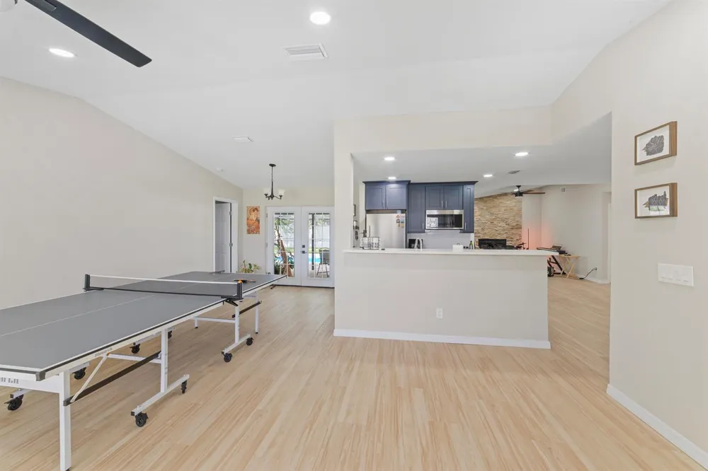 1003 RED OAK CIRCLE Brandon, FL 33511