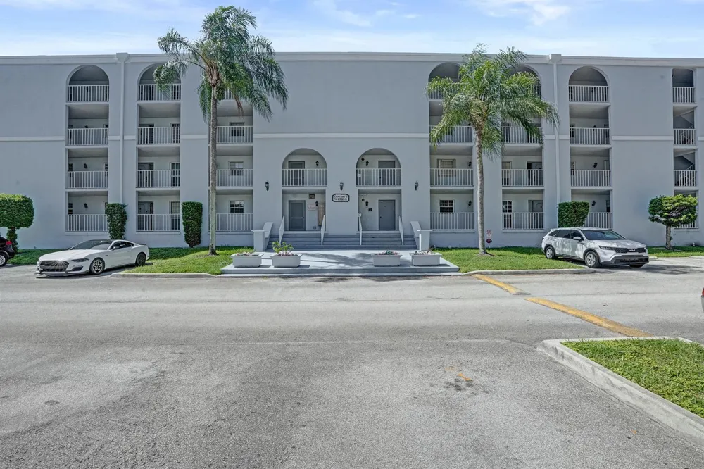7980 FRENCH DRIVE #3-202 Pembroke Pines, FL 33024