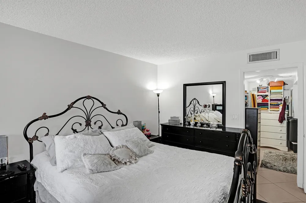 7980 FRENCH DRIVE #3-202 Pembroke Pines, FL 33024