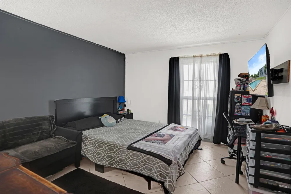 7980 FRENCH DRIVE #3-202 Pembroke Pines, FL 33024