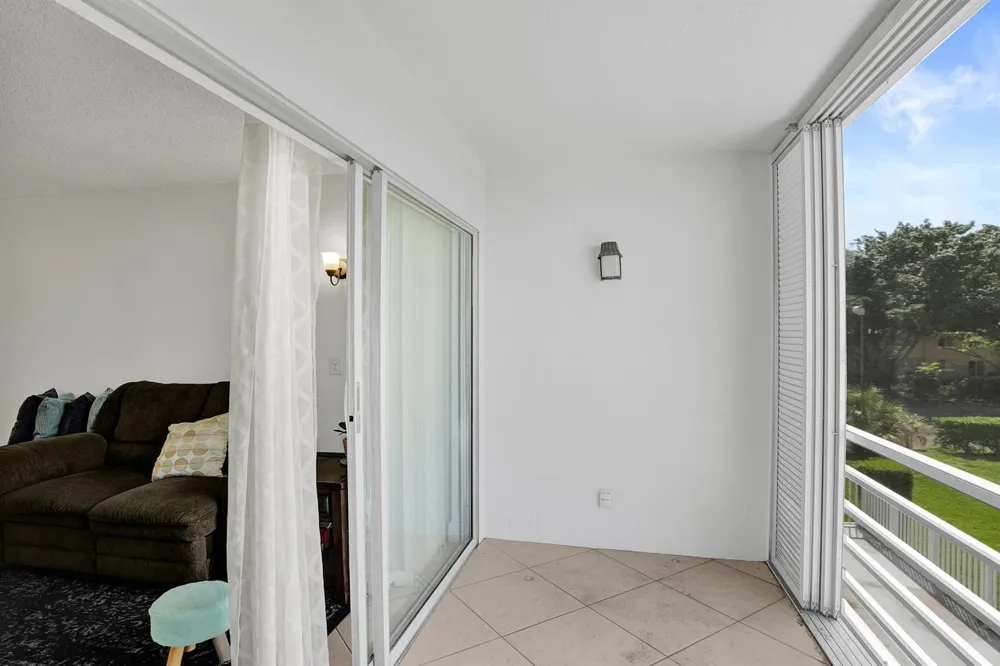 7980 FRENCH DRIVE #3-202 Pembroke Pines, FL 33024