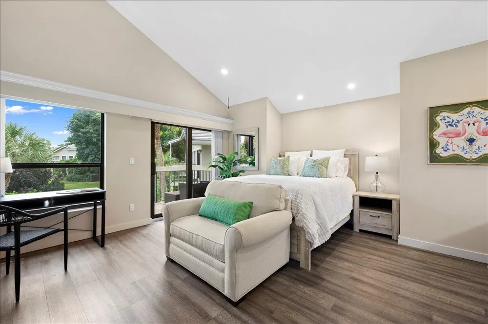 11863 Wimbledon Circle #543 Wellington, FL 33414