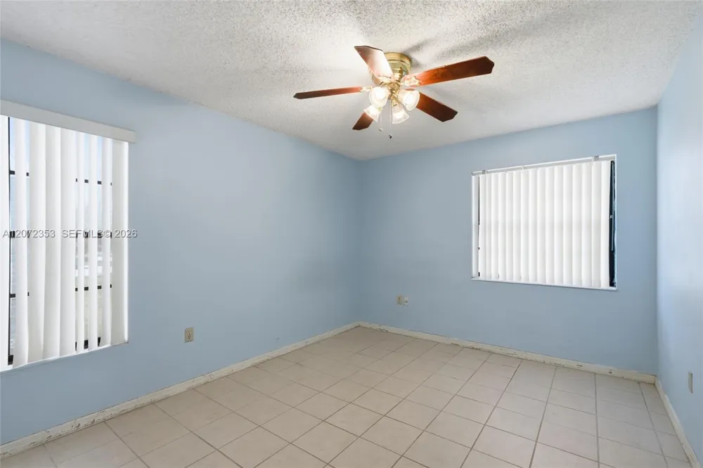 16604 SW 104th Ct Miami, FL 33157