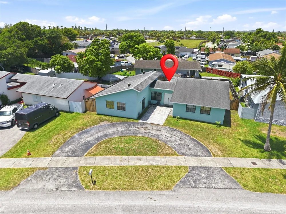 16604 SW 104th Ct Miami, FL 33157