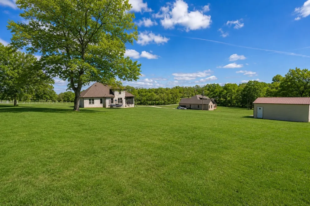 94 Branham Mill Rd Gallatin, TN 37066