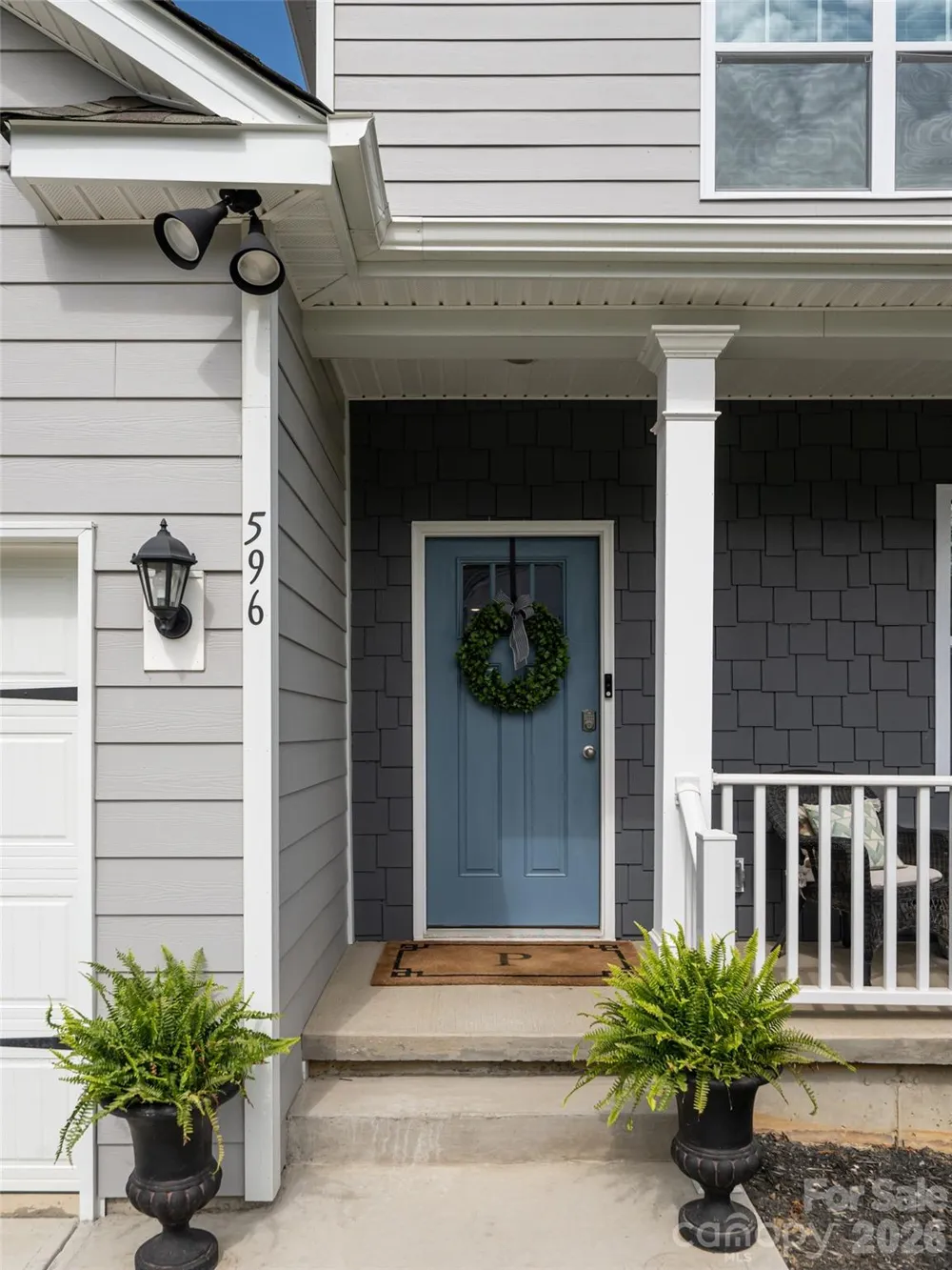 596 Country Oak Drive Asheville, NC 28804