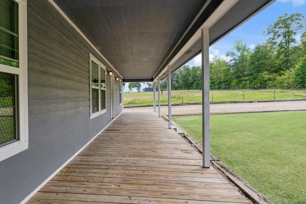 9006 County Road 43200 Powderly, TX 75473
