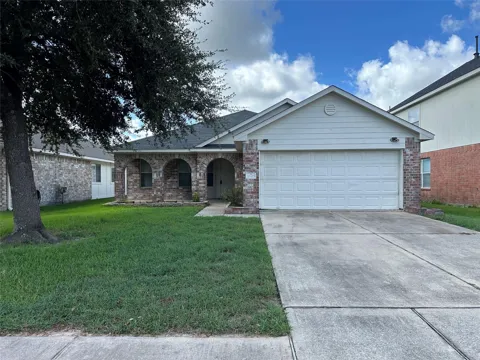 10427 Hamlet Vale Court
