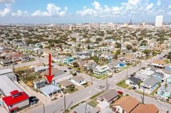 1711 16th Street Galveston, TX 77550