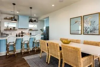 1711 16th Street Galveston, TX 77550