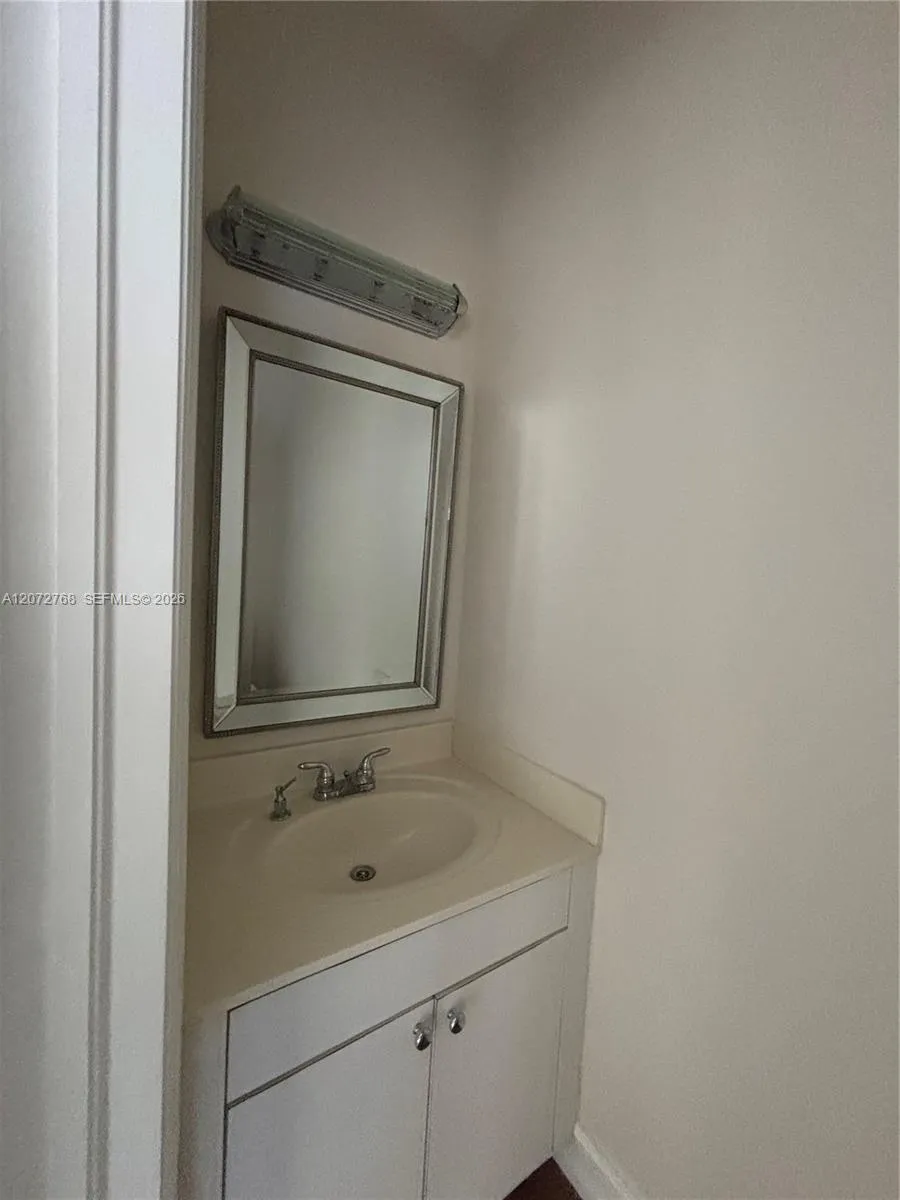 10151 SW 154th Cir Ct #108-4 Miami, FL 33196