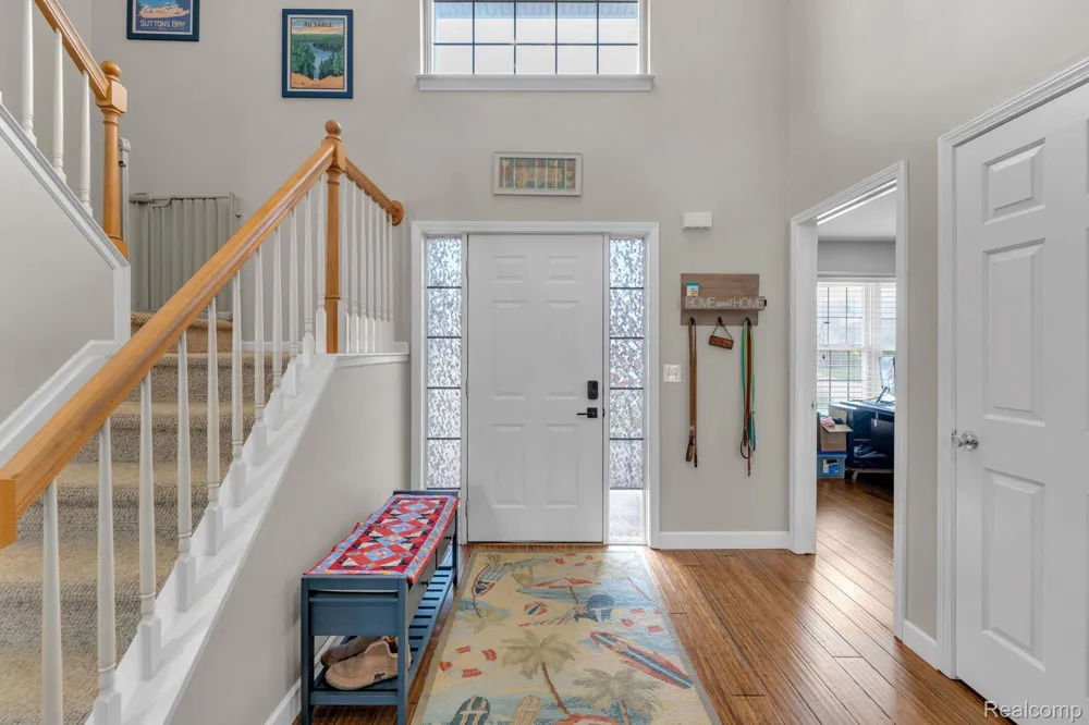 20104 Candace Drive Rockwood City, MI 48173