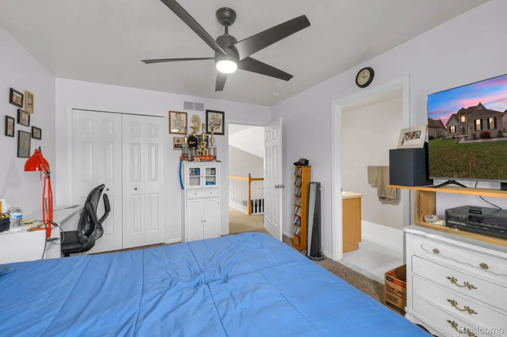20104 Candace Drive Rockwood City, MI 48173
