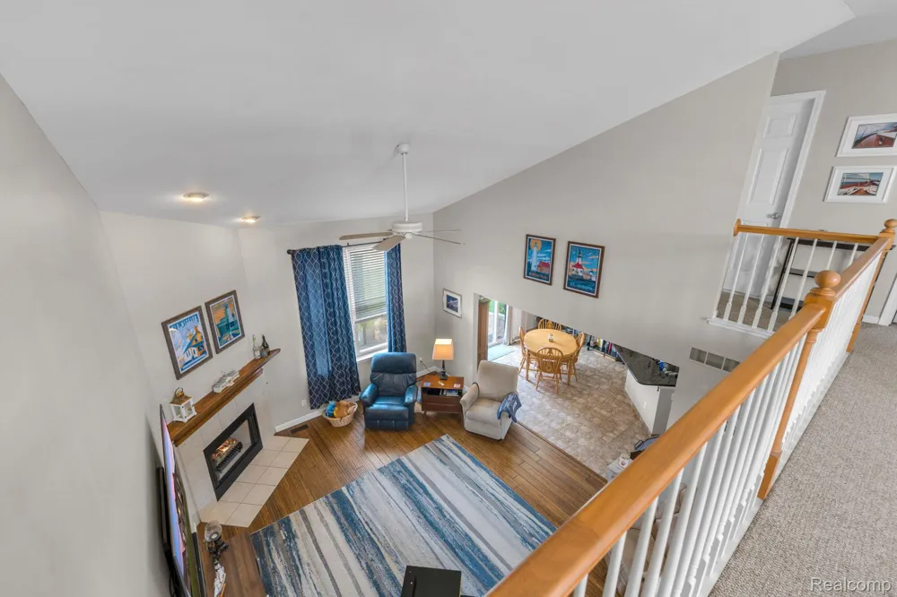 20104 Candace Drive Rockwood City, MI 48173