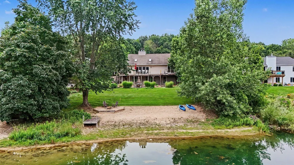 6036 Arroyo Vista Drive NE Cannon Township, MI 49341
