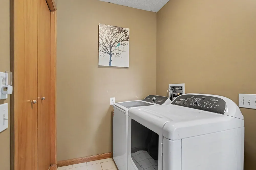 6036 Arroyo Vista Drive NE Cannon Township, MI 49341