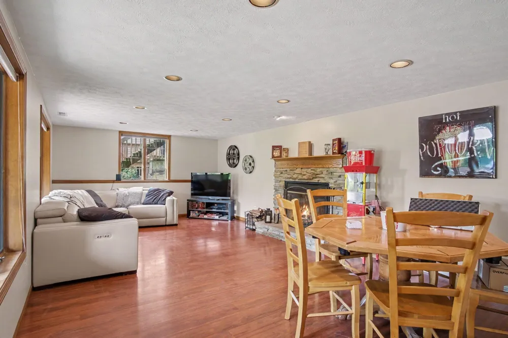 6036 Arroyo Vista Drive NE Cannon Township, MI 49341