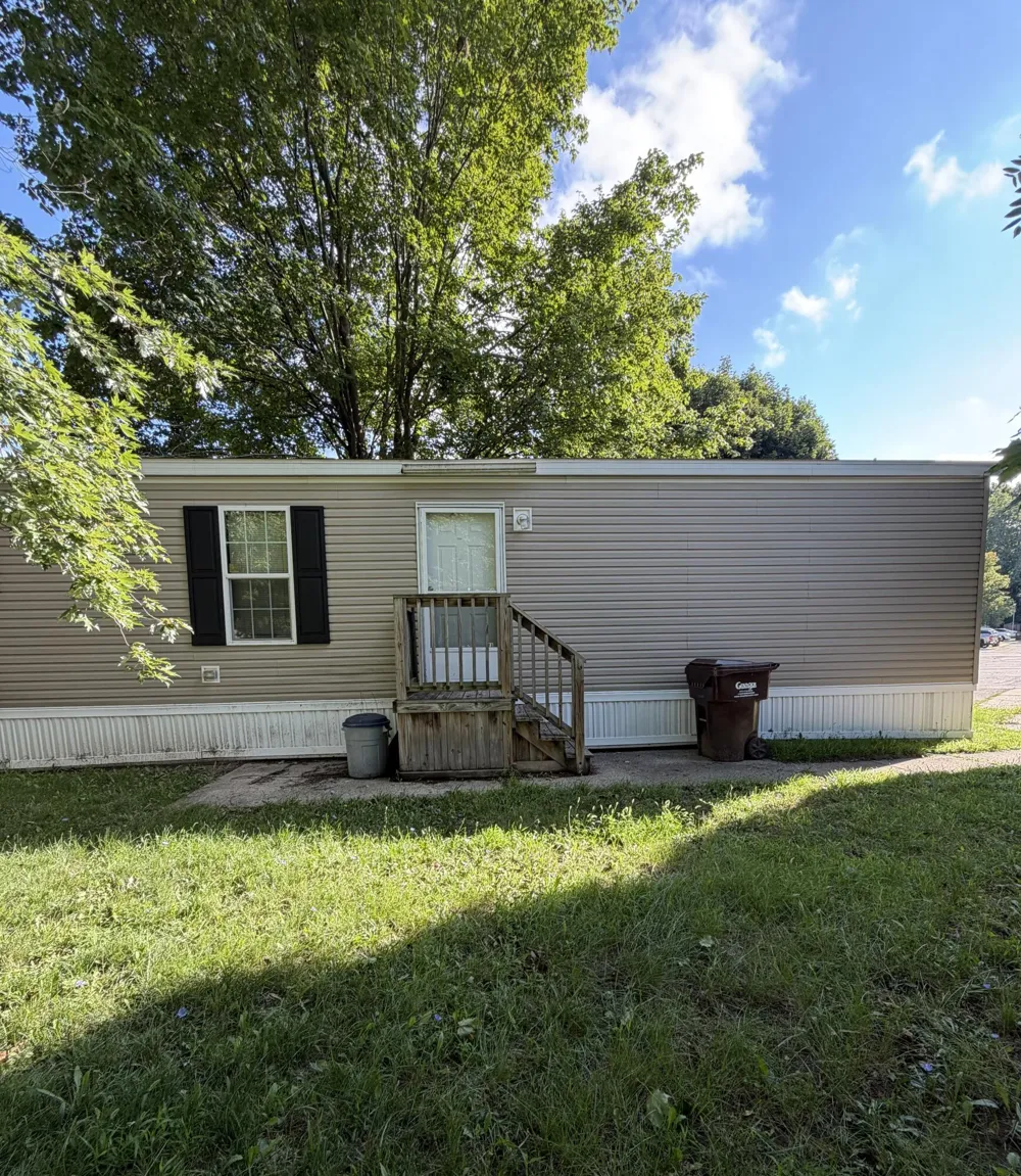 7030 Cattail Corner Drive #Lot 126 Lansing City, MI 48911