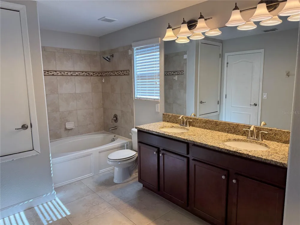 15025 EVERGREEN OAK LOOP Winter Garden, FL 34787