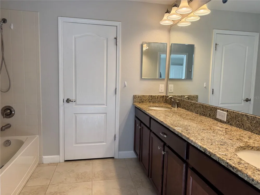 15025 EVERGREEN OAK LOOP Winter Garden, FL 34787