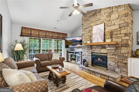92 Gleneagle CT