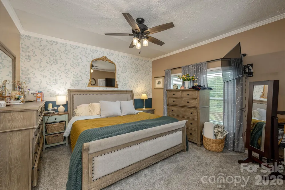 8 Blaines Way Candler, NC 28715