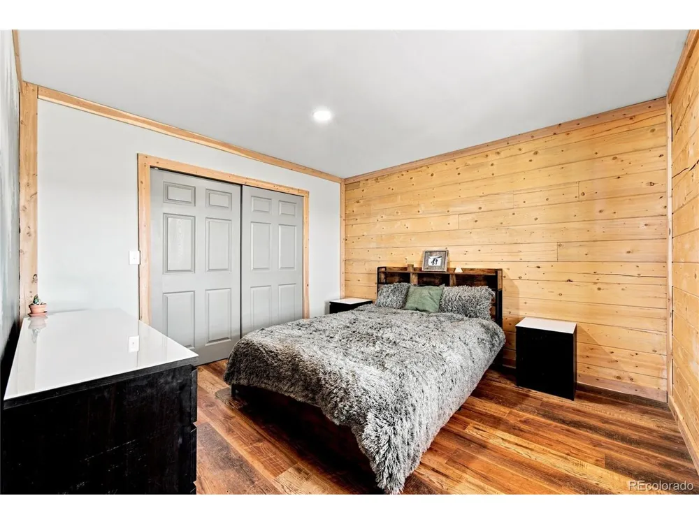 2400 Phantom Terrace Drive Westcliffe, CO 81252