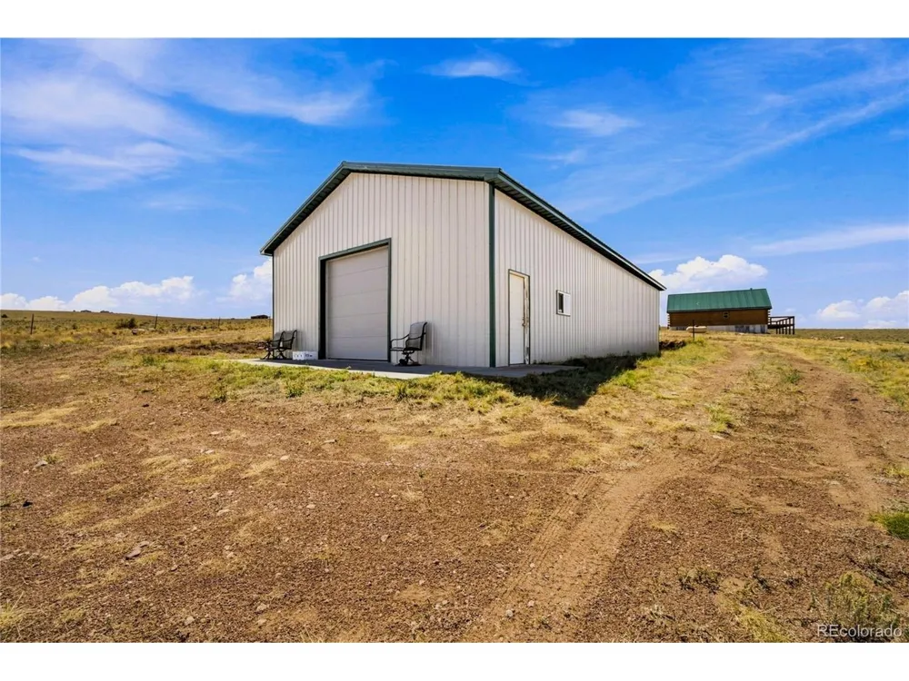 2400 Phantom Terrace Drive Westcliffe, CO 81252