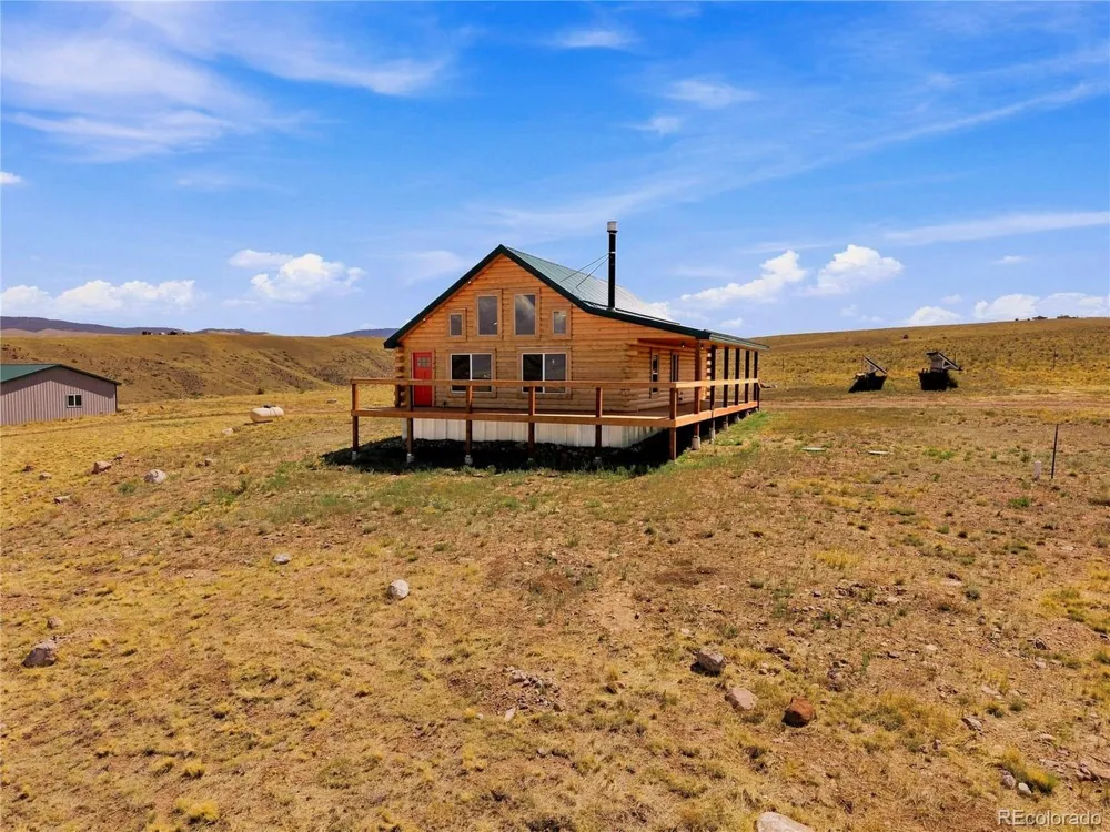 2400 Phantom Terrace Drive Westcliffe, CO 81252